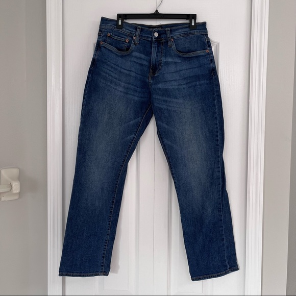 Other - Lucky Brand mens 221 straight jeans blue 32 X 30
